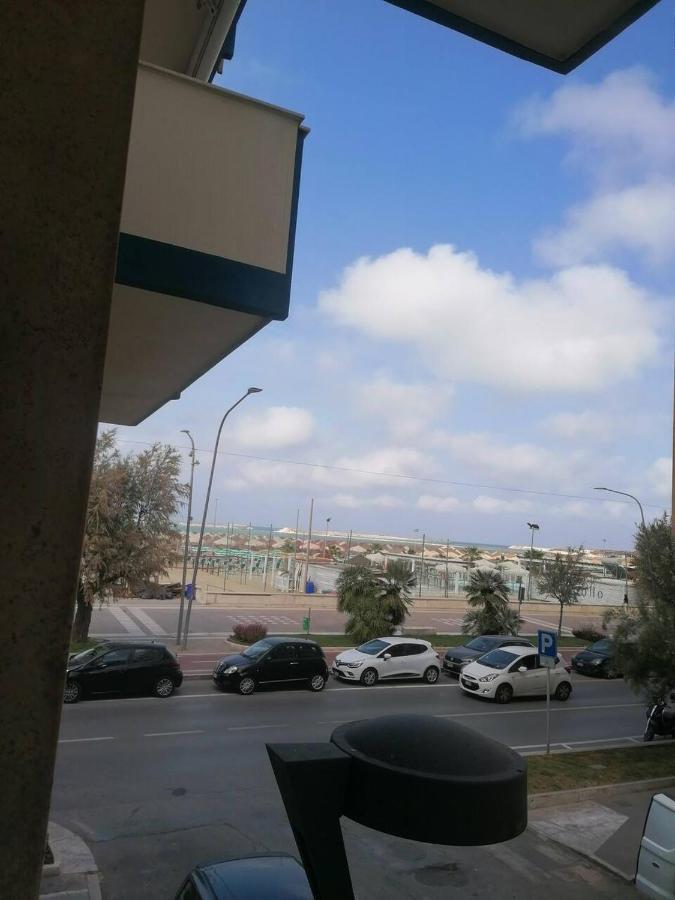 פסקרה Love House - Apartment On The Beach מראה חיצוני תמונה